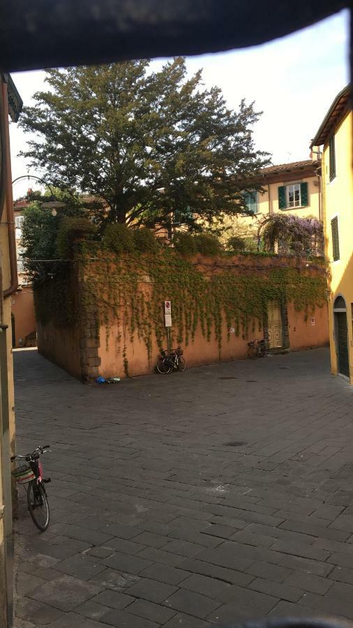La Chiocciolina Apartment Lucca Luaran gambar
